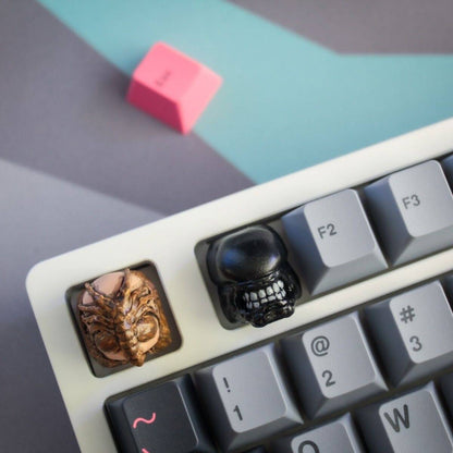 YMDK Alien Insect Personality Keycaps Creative Cool Three-dimensional Key Caps Handmade Resin Keycap for MX Mechanical Keyboard