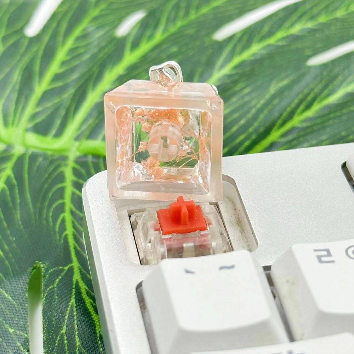 YMDK Butterfly Personality Keycaps Butterfly Rotatable Unzip Flowers Transparent Resin Keycaps for Mechanical Keyboard