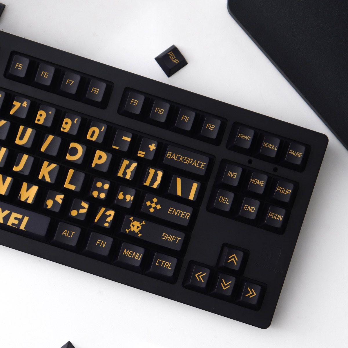 YMDK Black Gold Large Font Full Set 129 Keys Keycaps Creative Cool Custom Key Cap PBT Dye Sub Cherry Profile for MX Mechanical Keyboard