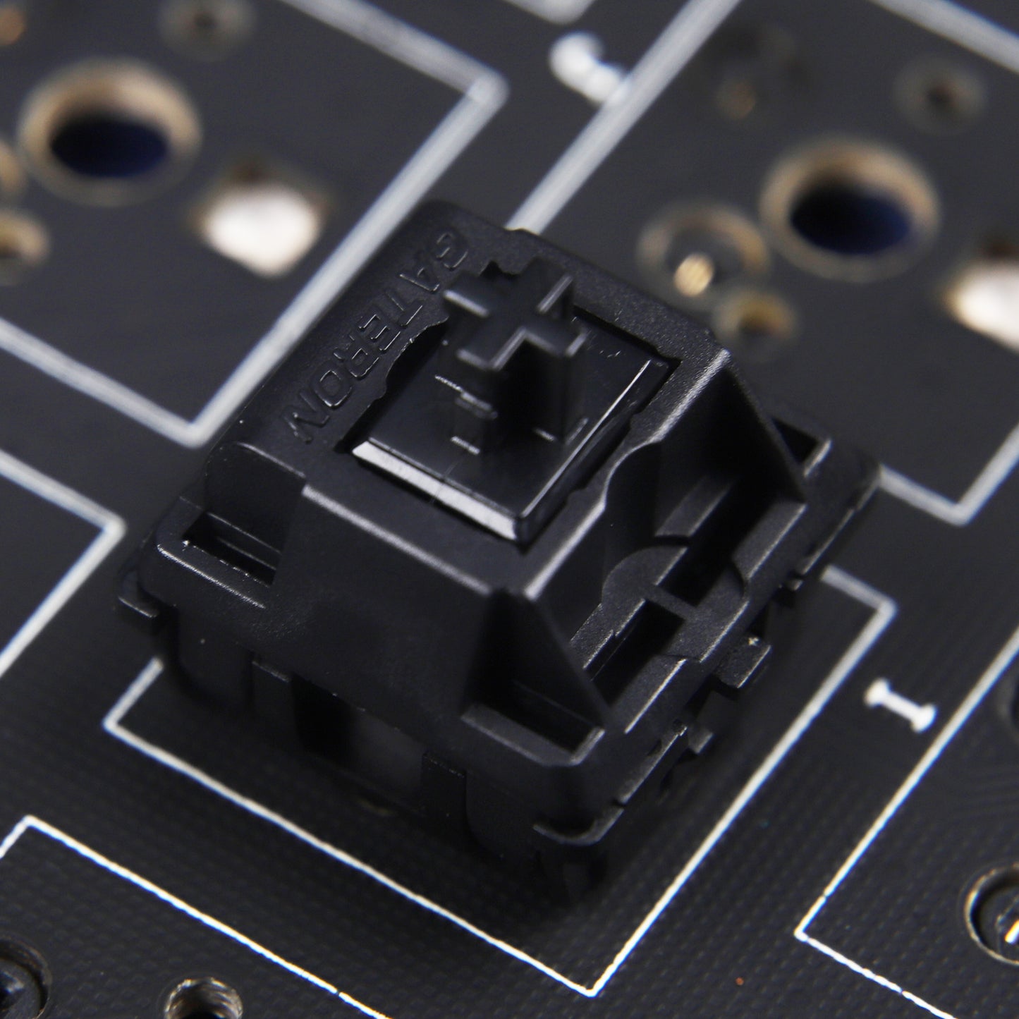 Gateron Oil King Switches (New Version Pre Lubed 55g Linear Switches 3.0 pin)