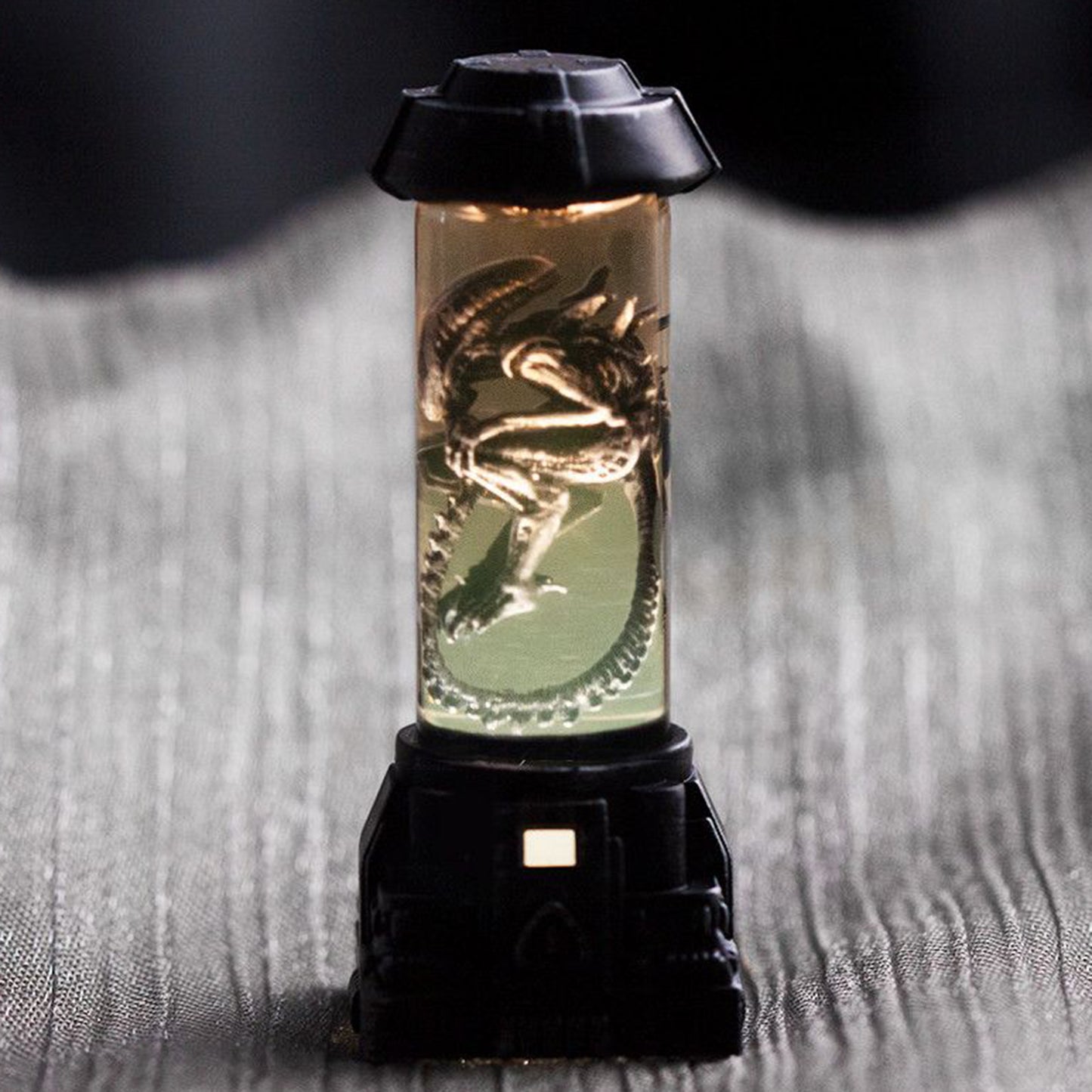 YMDK Science Fiction Specimen Bionic Liquid Tank 1pcs Cool Personalized Keycap for for MX Mechanical Keyboards