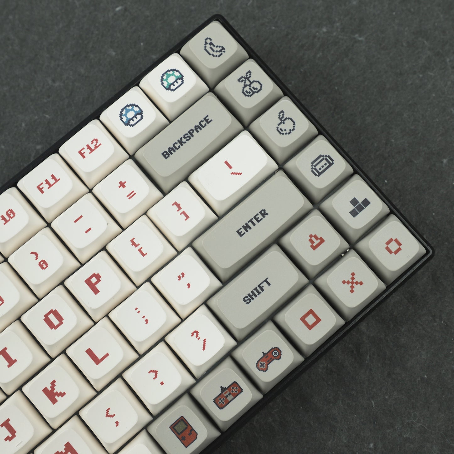 YMDK 146 Gameboy Keycaps(Dye Sub ZDA Profile PBT 1.55mm/104 87 61 Melody 96 KBD75 ID80 GK64 Tada68 Using)