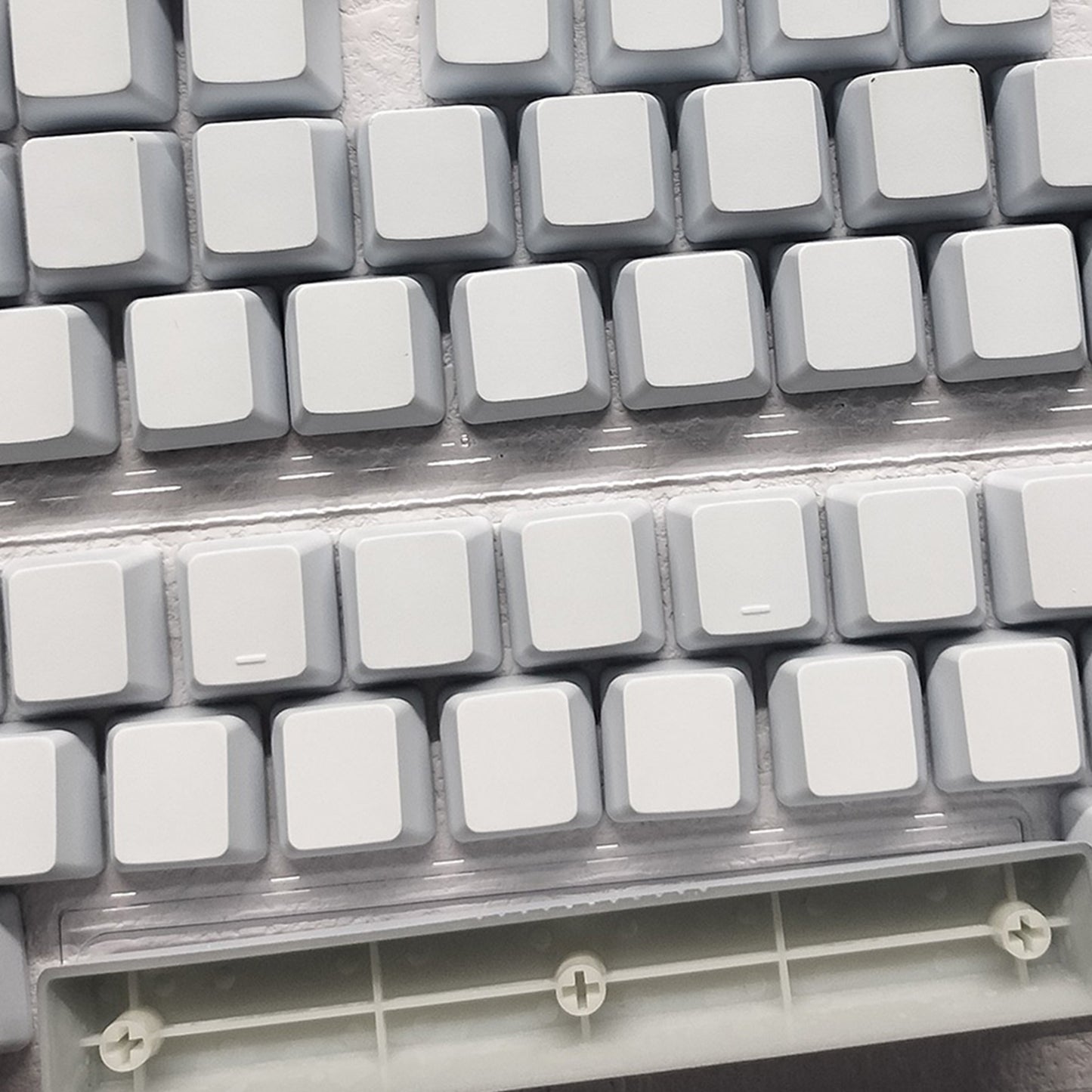 YMDK 108 Keys Black White Blank ABS Spray-painted OEM XDA Profile Keycaps for MX Mechanical Keyboards DIY Laser Engraving