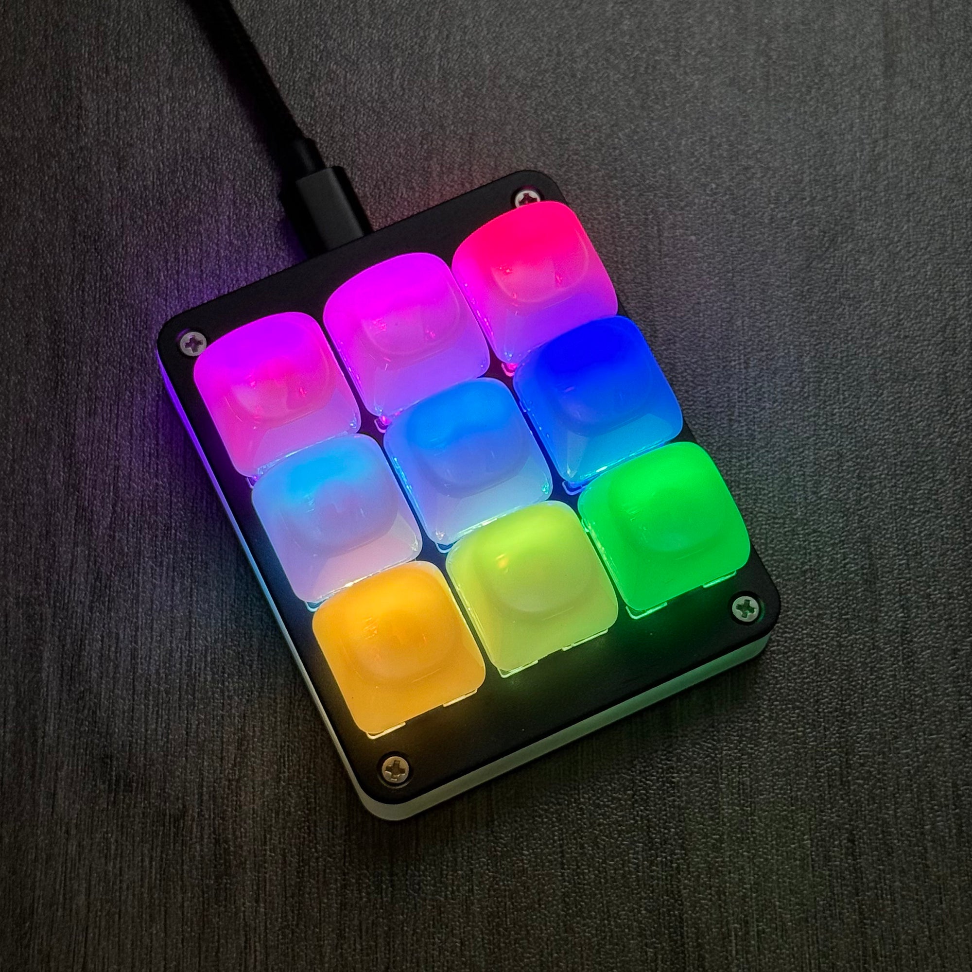 YMD-9 Aluminum And Acrylic Numpad (QMK VIA RGB Hotswap Supported