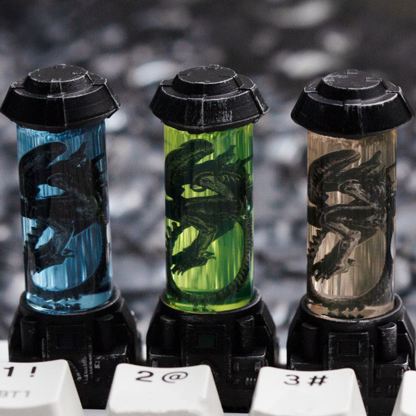 YMDK Science Fiction Specimen Bionic Liquid Tank 1pcs Cool Personalized Keycap for for MX Mechanical Keyboards