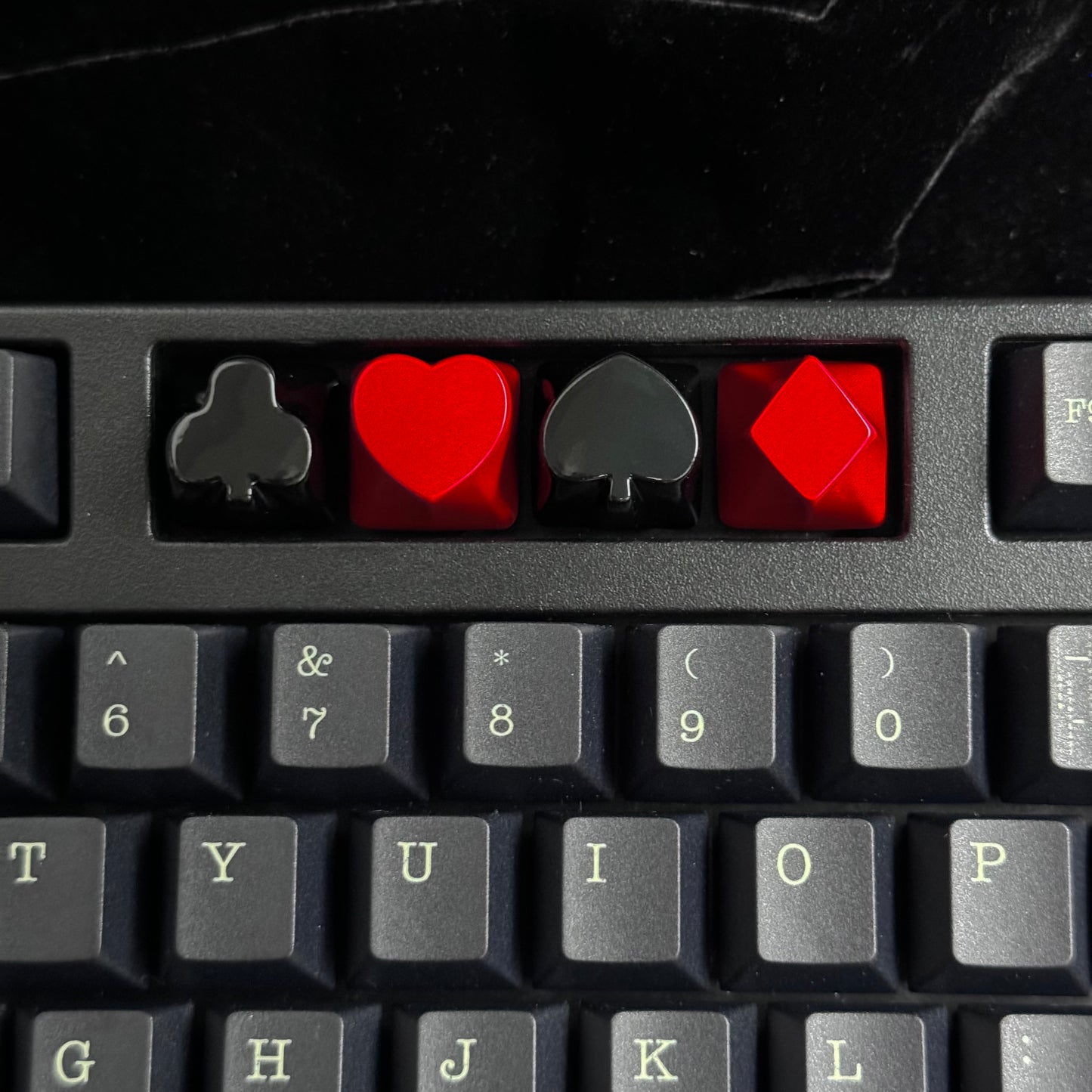 YMDK 4pcs Poker Suit Metal Keycaps, Matte Gold Electroplated Spade Heart Club Diamond Direction Arrow Key Keycaps for MX Mechanical Keyboards