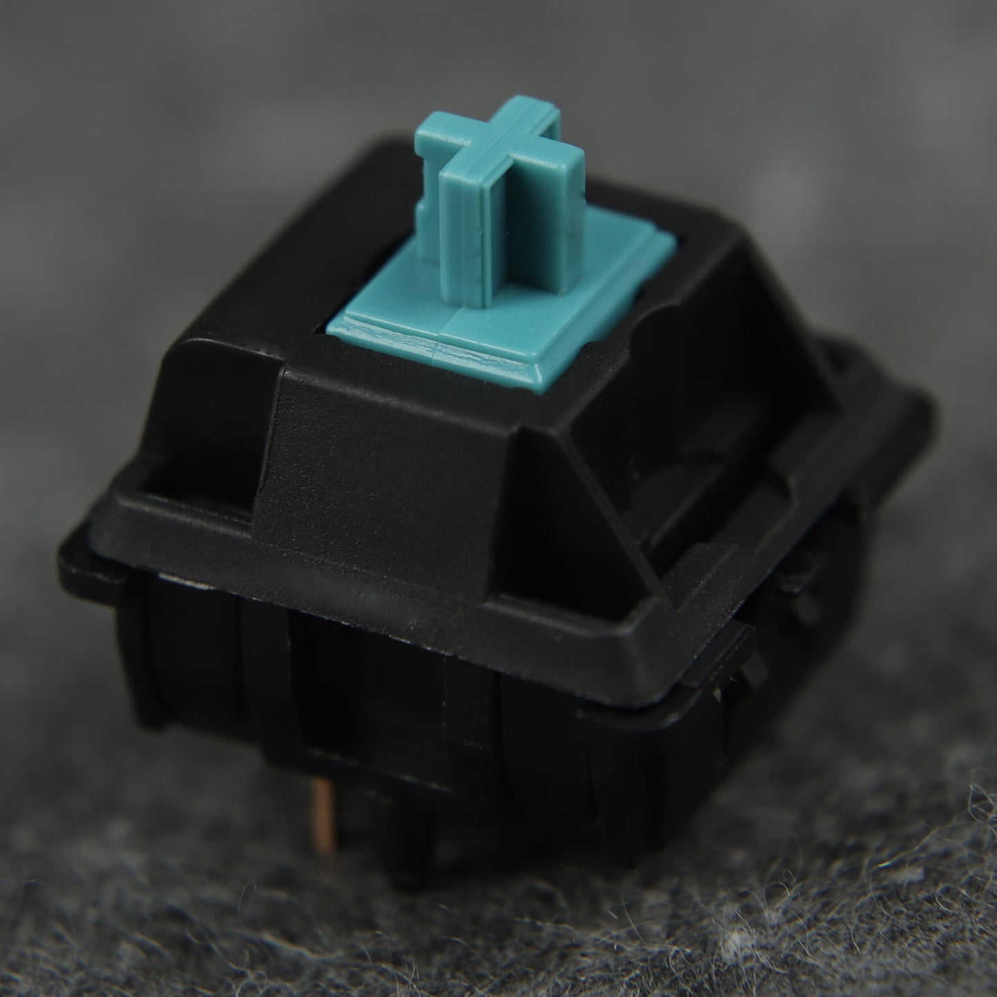 JWK C v2 Black Blue(Lubed Tactile Clicky 5 Pin Switches)