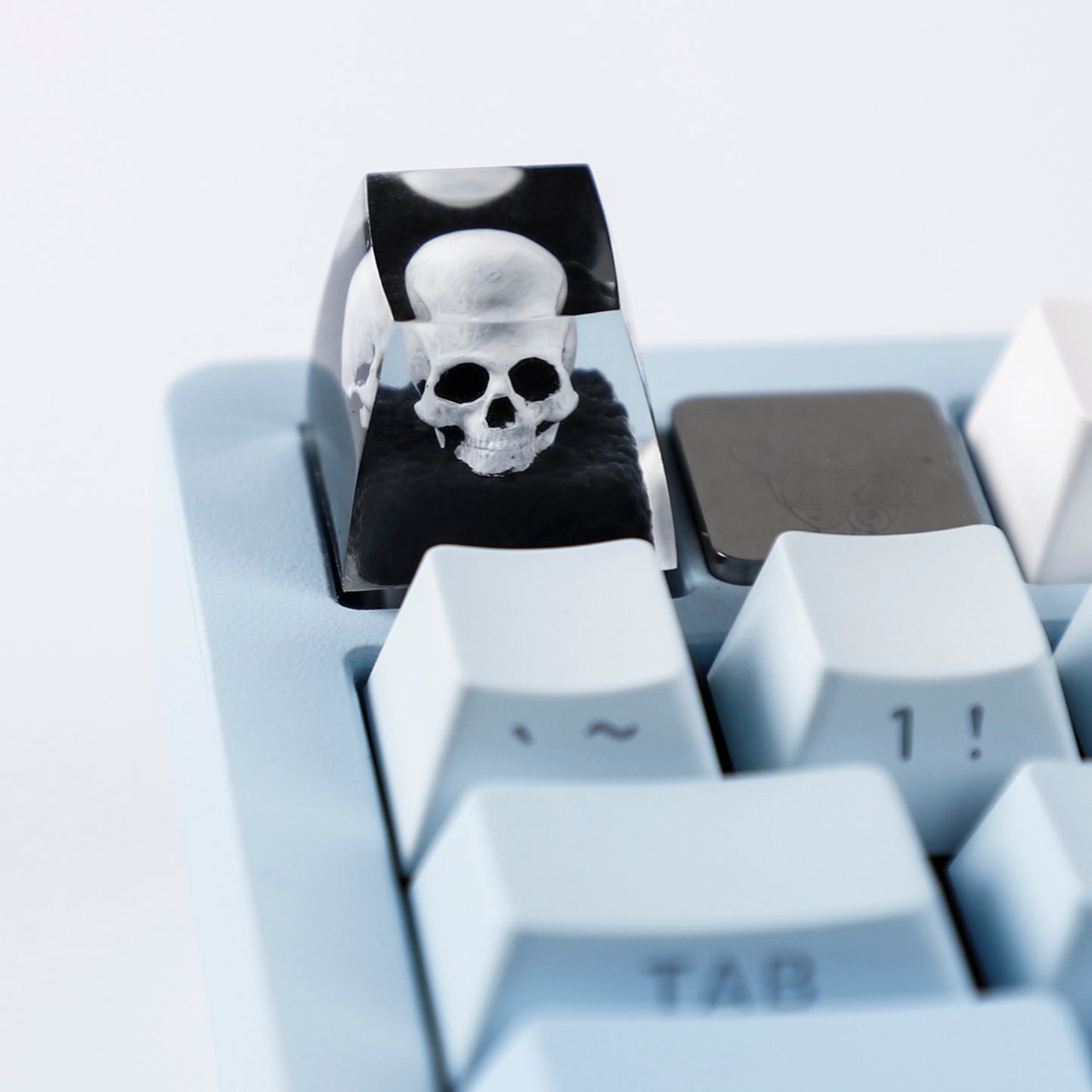 YMDK Resin Skull Personalized Keycaps Creative Homemade Custom Keycaps for MX Mechanical Keyboard