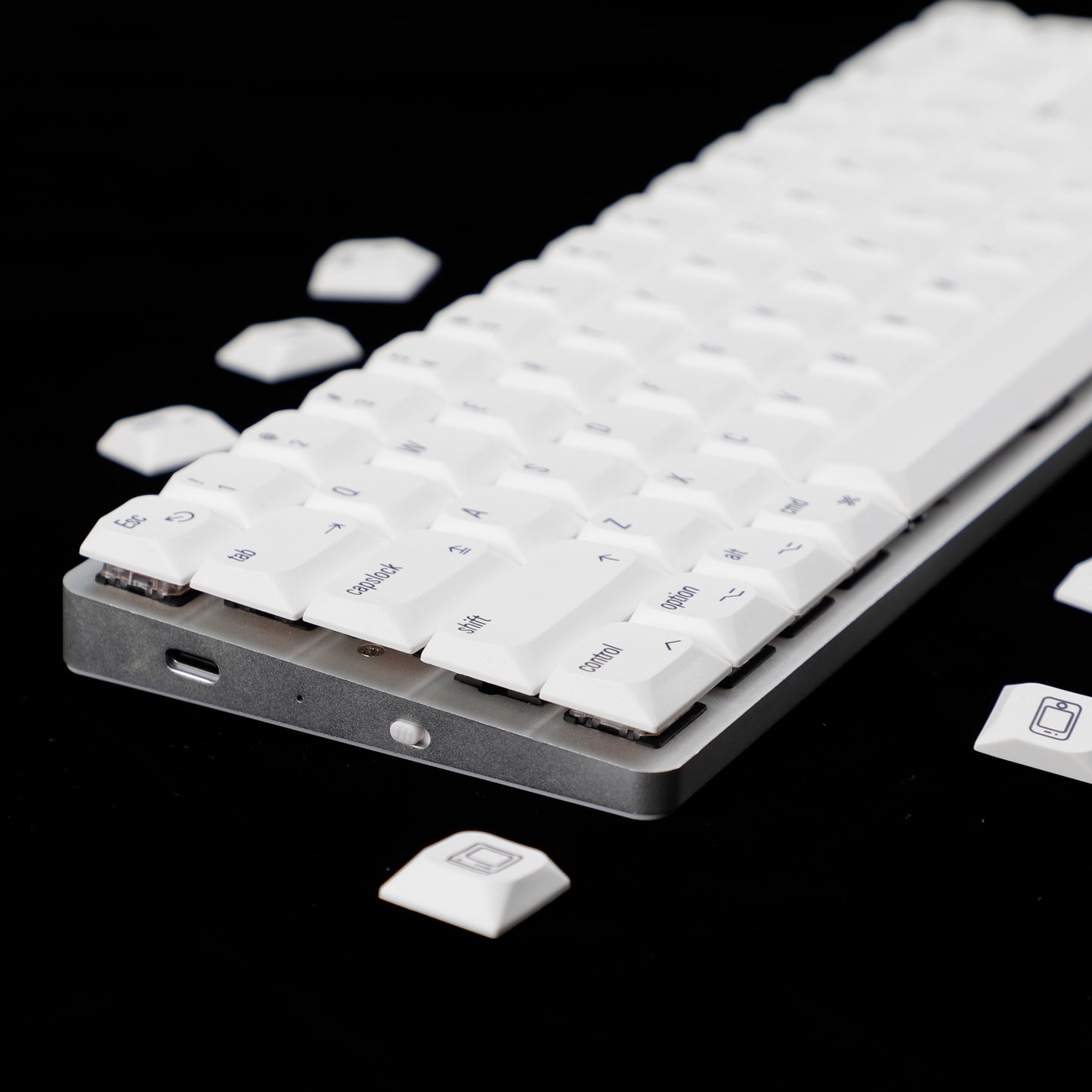 YMDK 127 Ultra-slim Key cap Mac Style Mx Low Profile Dye Sub PBT Keycaps For Mx 61 64 68 75 84 87 96 108 Layout Mechanical Keyboard