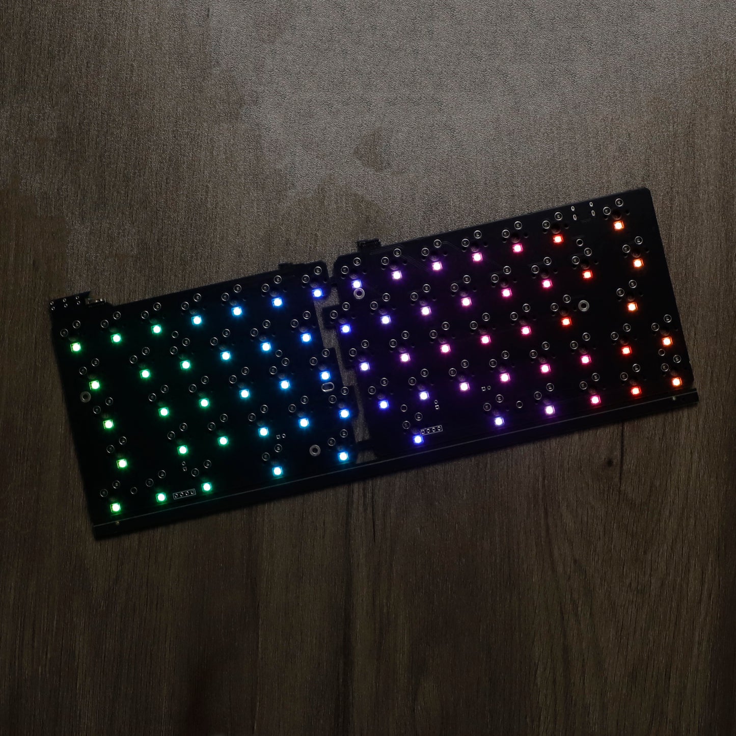 YMD-Split 64 V2 Aluminum Case With Acrylic Layer Kit (RGB Underglow Hotswap Kit/VIAL Programmable)