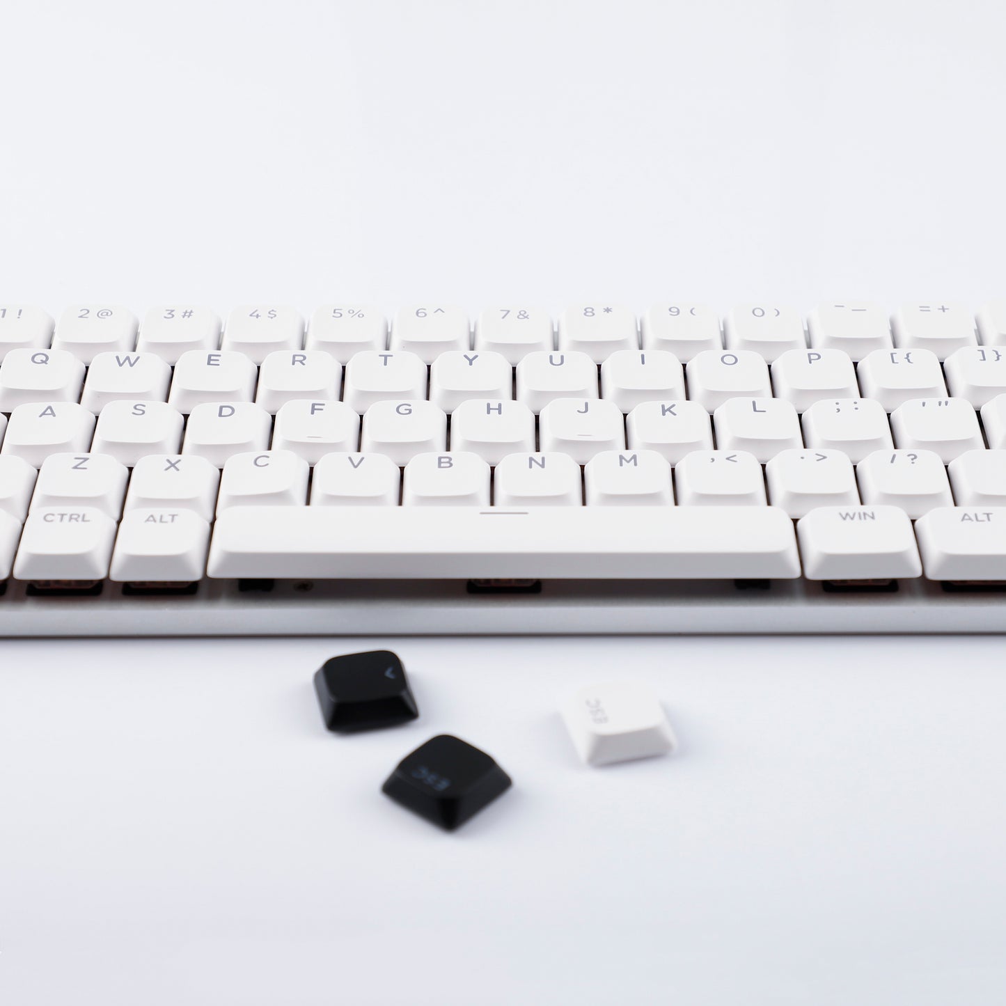 YMDK Ultra-slim Low Profile Keycaps 127 Keys Dye-Sub JWA Profile Backlit Shine Through Keycap for nuphy keychron 61/68/87/98/104/108 MX Ultra-Slim Keyboard