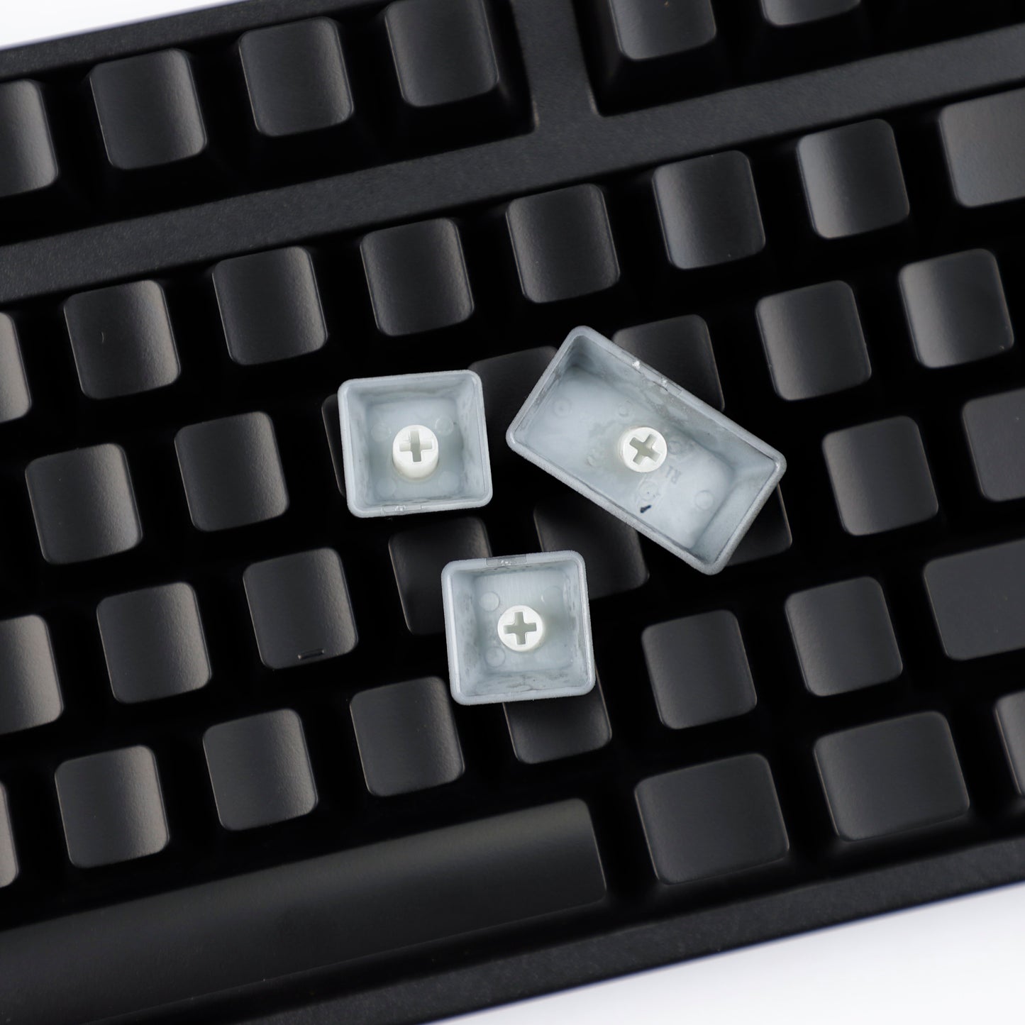 YMDK 108 Keys Black White Blank ABS Spray-painted OEM XDA Profile Keycaps for MX Mechanical Keyboards DIY Laser Engraving