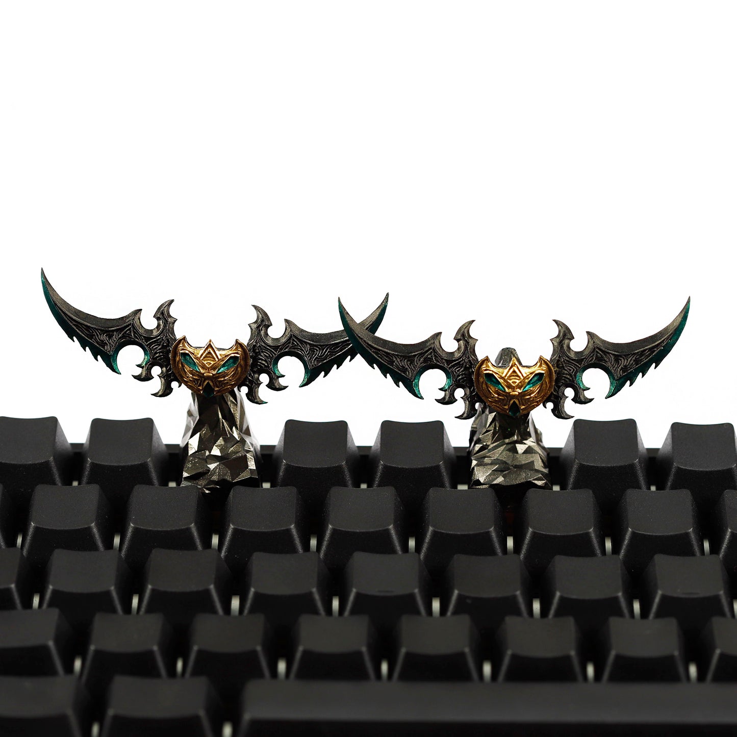 YMDK World of Warcraft Theme Personalized Keycaps With Magnetic Warblade And Egg Knife Designs Custom Key Caps for MX Mechanical Keyboards