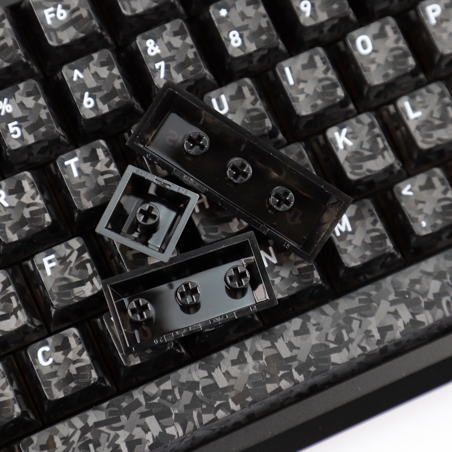 YMDK 136 Keys Carbon Fiber Texture Keycap Black White UV Top Print Shine Through Cherrry Profile Keycaps for MX Mechanical Keyboards