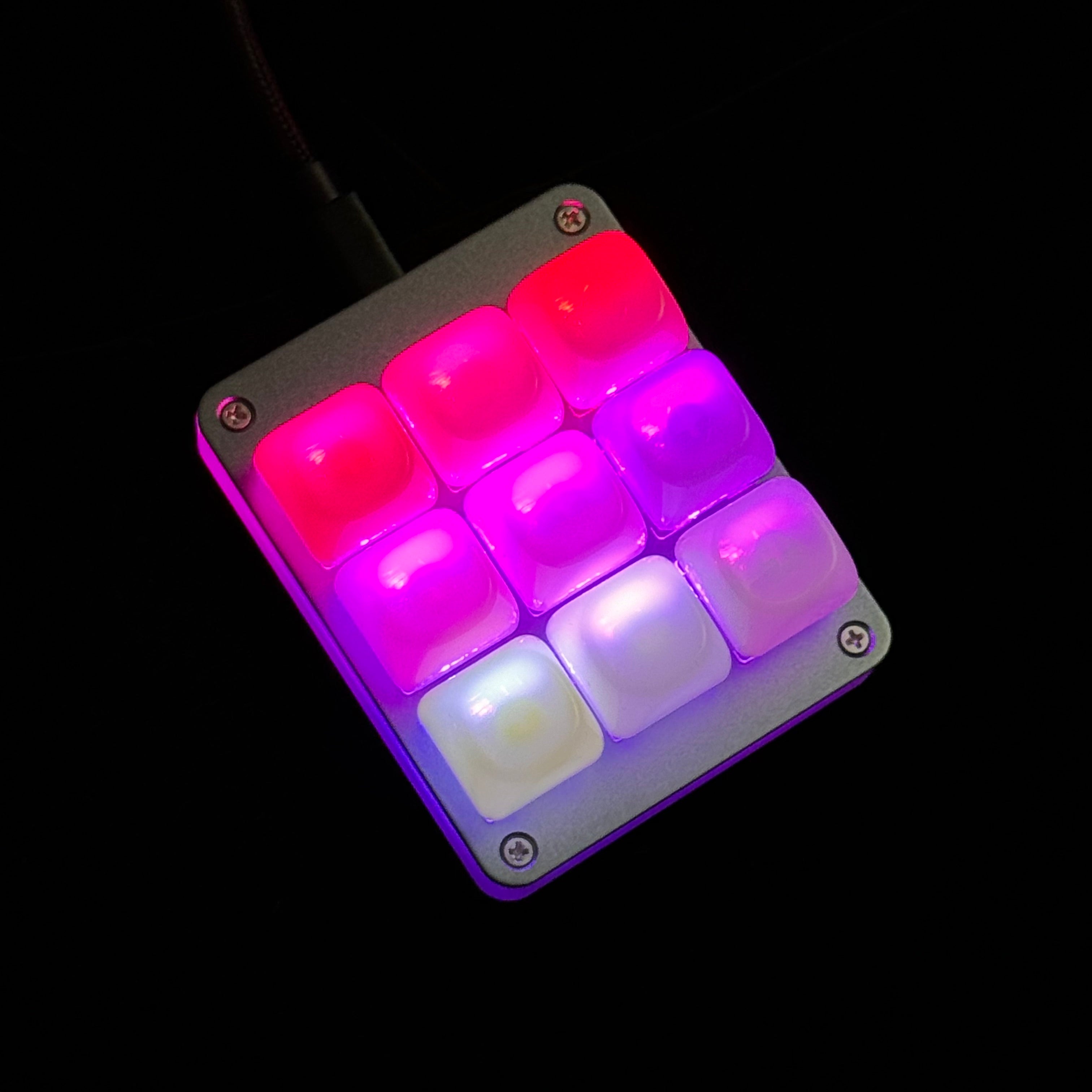 きみ YMD-9 Aluminum And Acrylic Numpad (QMK VIA RGB Hotswap Supported