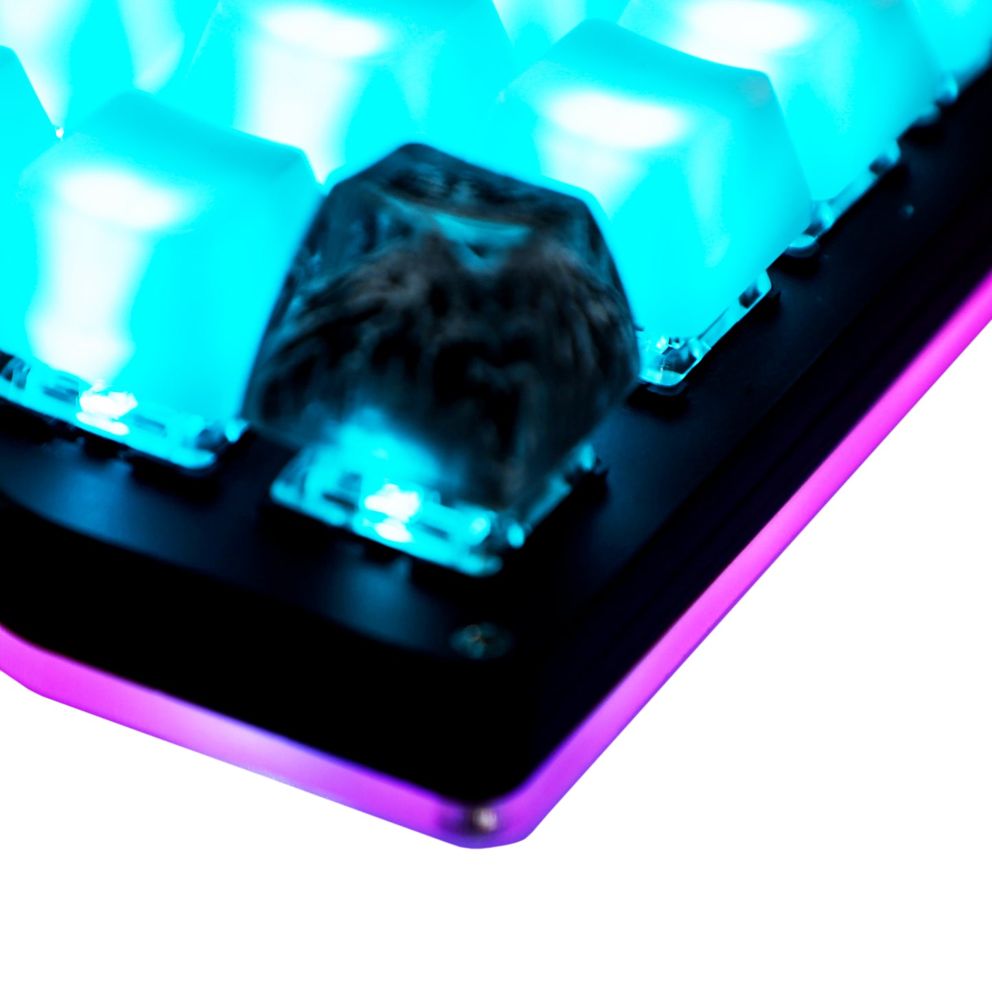 SA Novelty Snow Mountain Keycap*1(Handcraft Resin/Shine Through)